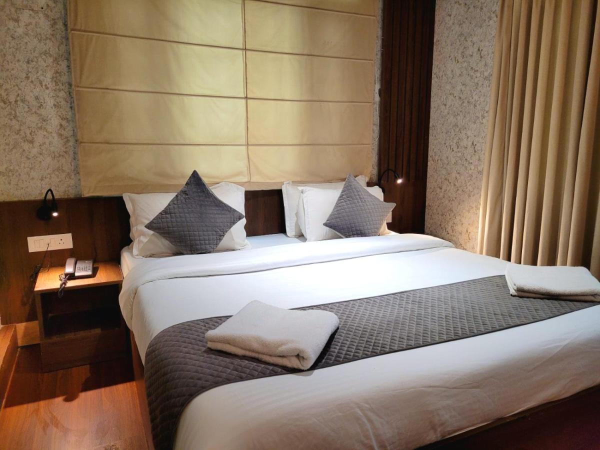 Hotel Green Rooms, Vintage Luxury Near Dal Lake Srīnagar 외부 사진