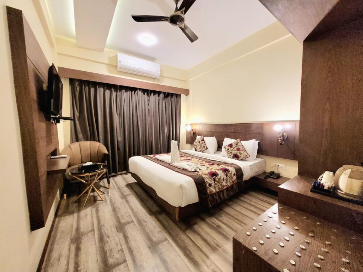 Hotel Green Rooms, Vintage Luxury Near Dal Lake Srīnagar 외부 사진