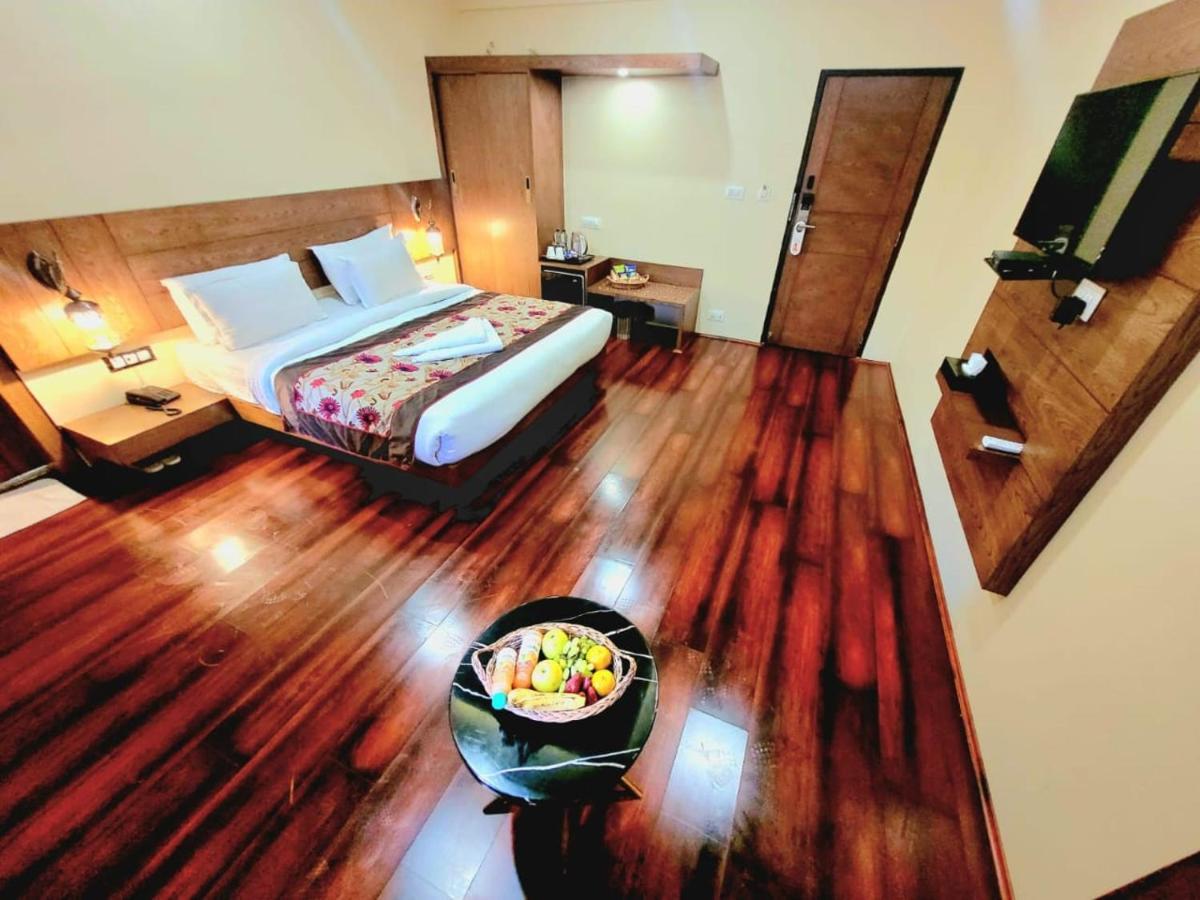 Hotel Green Rooms, Vintage Luxury Near Dal Lake Srīnagar 외부 사진