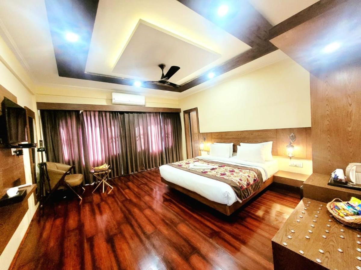 Hotel Green Rooms, Vintage Luxury Near Dal Lake Srīnagar 외부 사진