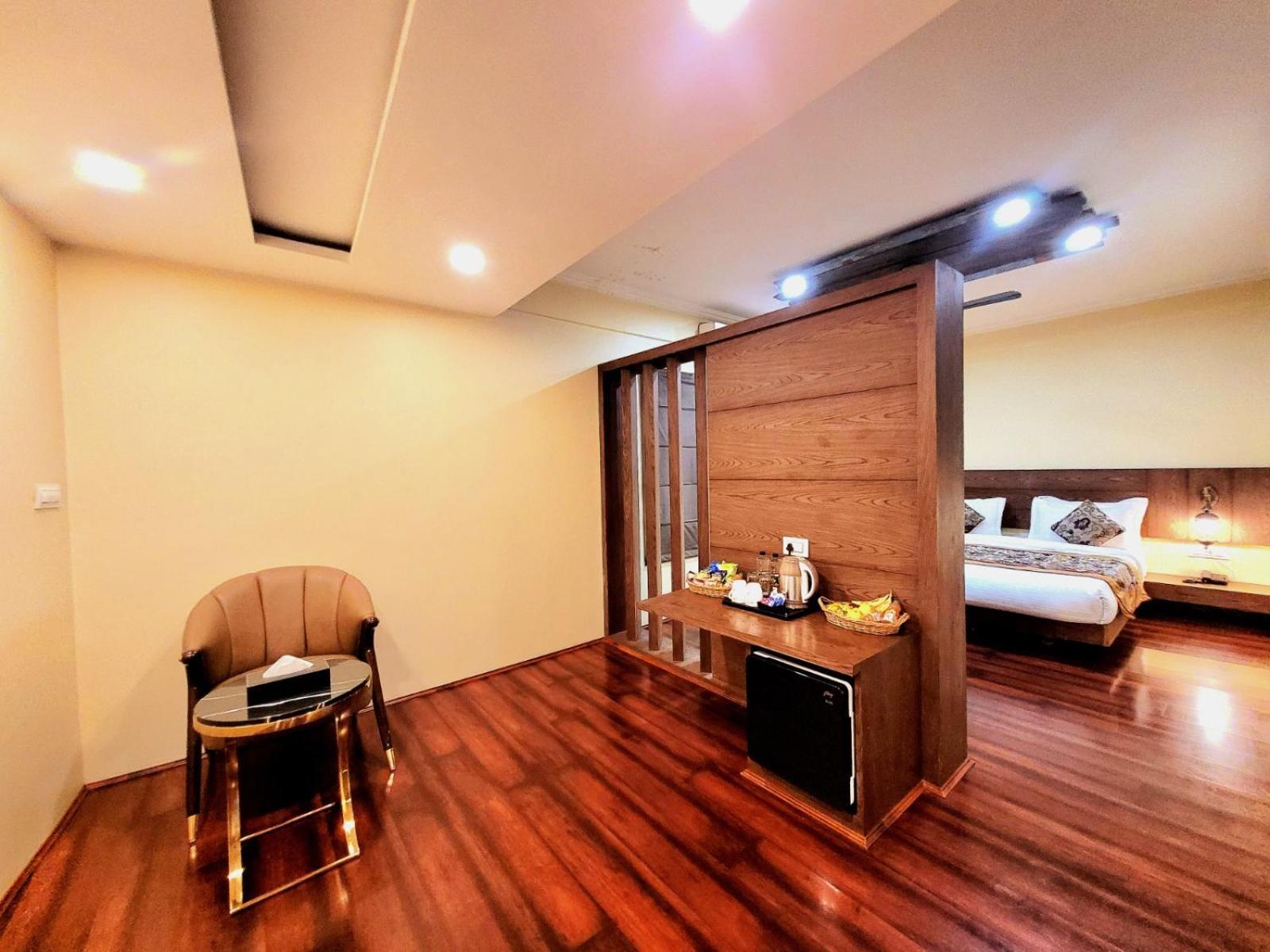 Hotel Green Rooms, Vintage Luxury Near Dal Lake Srīnagar 외부 사진